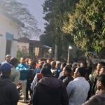 রেঞ্জ অফিসেই কাঠ ব্যবসায়ীকে বেধড়ক মারধর! অভিযুক্ত মহিলা বিট অফিসার, কামাখ্যাগুড়িতে উত্তাল বিক্ষোভ 3 WhatsApp Image 2026 03 16 at 12.30.00