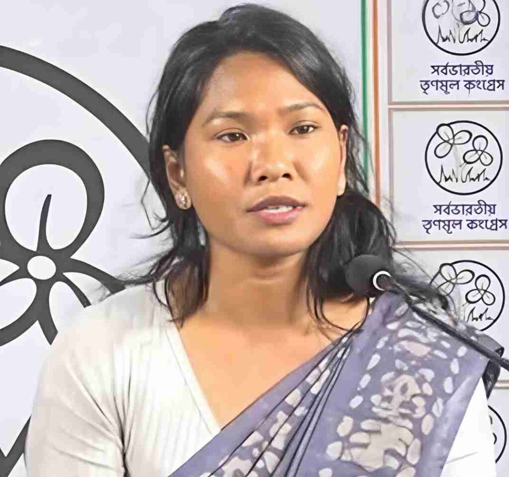 প্রার্থী পদে বাধা স্বপ্না 11 WhatsApp Image 2026 03 26 at 01.24.54 2 11zon