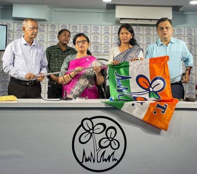 প্রার্থী পদে বাধা স্বপ্না 9 WhatsApp Image 2026 03 26 at 01.24.57 11zon