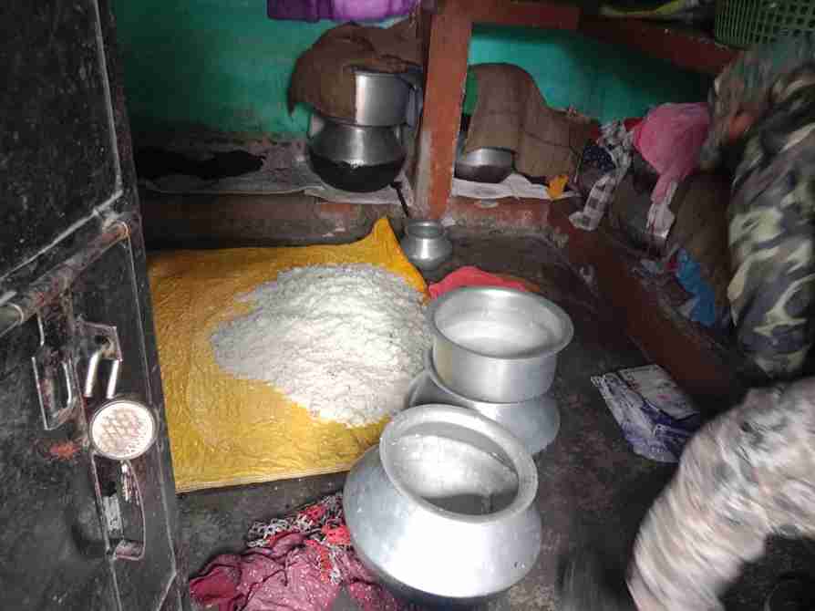 বড় সাফল্য বানারহাট থানার: চোলাই মদের বিরুদ্ধে অভিযানে বাজেয়াপ্ত বিপুল সরঞ্জাম 8 WhatsApp Image 2026 03 30 at 12.15.34 11zon